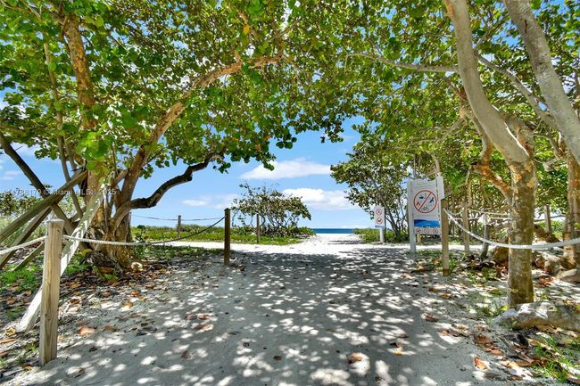 PHH - 9225 Collins Ave, Condo with 3 bedrooms, 3 bathrooms and null parking in Surfside FL | Image 46