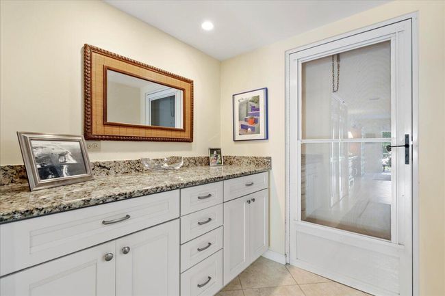 APT-221 - 1251 Sugar Sands Blvd, Condo with 2 bedrooms, 2 bathrooms and null parking in Riviera Beach FL | Image 5