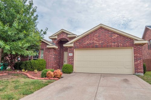 2016 Kings Forest Dr, Heartland, TX, 75126-8276 | Card Image