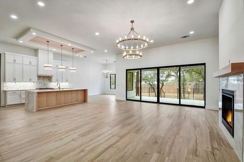 2141 Stone Mdw, Fredericksburg, TX, 78624-3199 | Card Image