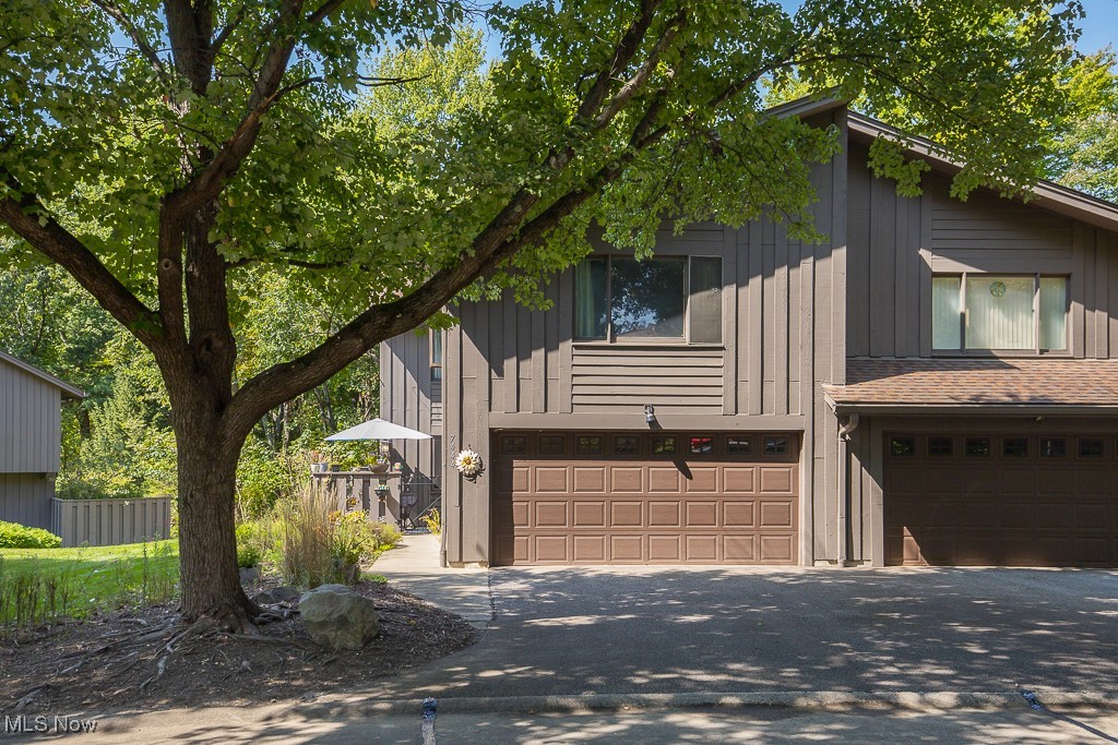 Millrace Ln, Northfield, OH 44067