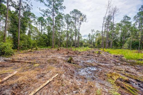 34389 Grindstone Dr, Webster, FL, 33597 | Card Image