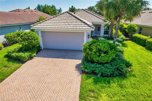 10053 Oakhurst Way, FORT MYERS, FL, 33913-7091 | Card Image