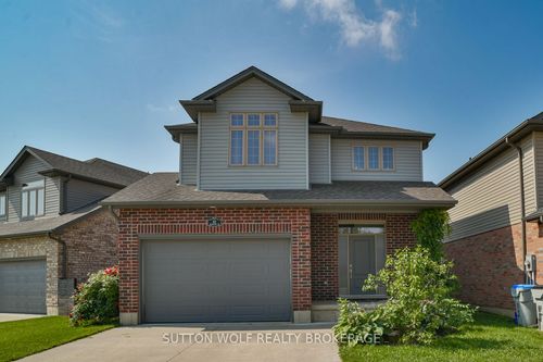 {{alt}} | Card Image