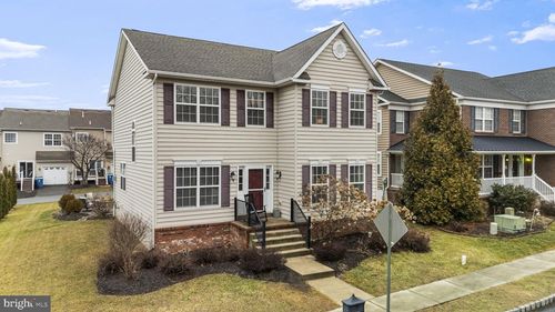 2104 Morgan Hill Dr, PENNSBURG, PA, 18073-1255 | Card Image