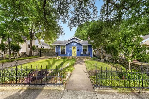 2306 Western Ave, Fort Worth, TX, 76107-4256 | Card Image