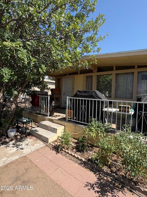 108 W Gorham St, Superior, AZ, 85173-4610 | Card Image