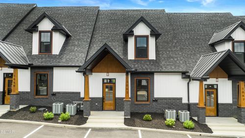 1063 Watch Hill Way, Sevierville, TN, 37862 | Card Image