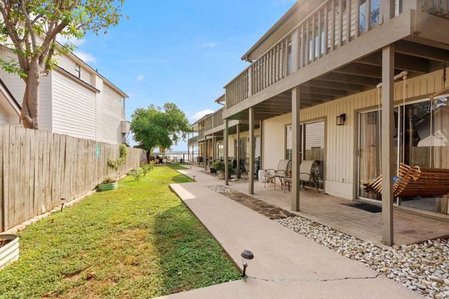 104 Cove E, Condo with 3 bedrooms, 2 bathrooms and null parking in Horseshoe Bay TX | Image 29