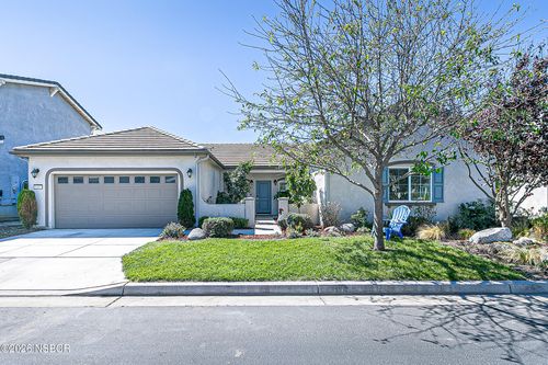 1452 W Beacon Way, Santa Maria, CA, 93458-6469 | Card Image