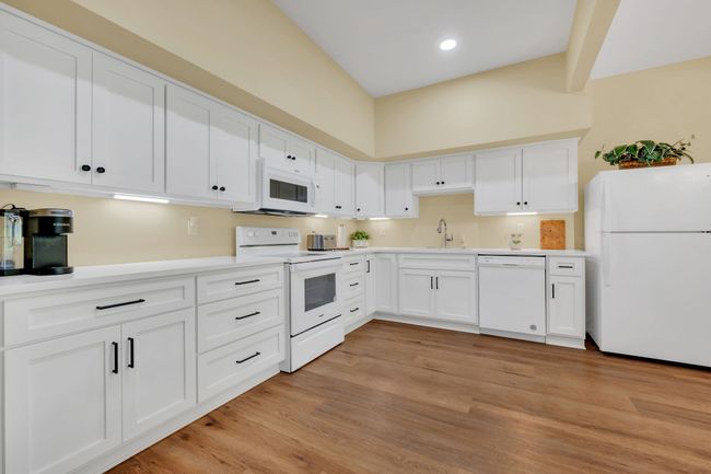4122 Highway 49 W, House other with 5 bedrooms, 4 bathrooms and 2 parking in Vanleer TN | Image 38