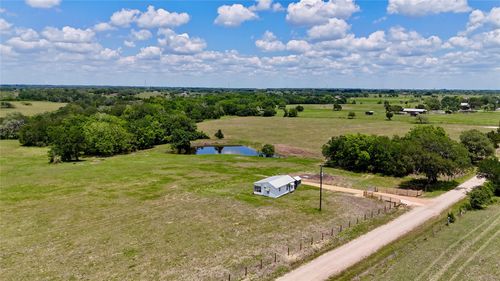 1070 Muehr Rd, Weimar, TX, 78962-4415 | Card Image