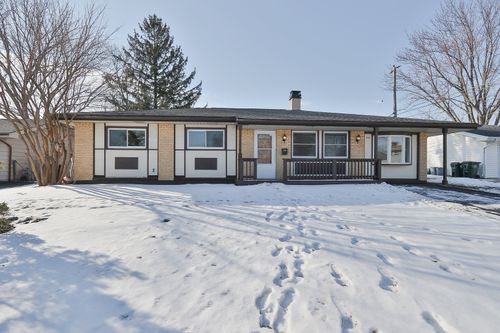 755 Cambridge Ln, Hoffman Estates, IL, 60169-4826 | Card Image