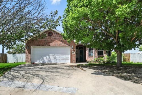 1805 Sandpiper Dr, Weatherford, TX, 76088-7048 | Card Image