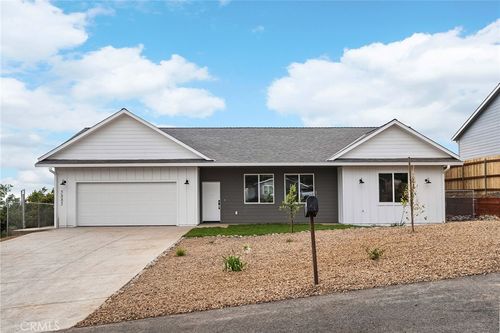 5885 Pine View Dr, Paradise, CA, 95969 | Card Image