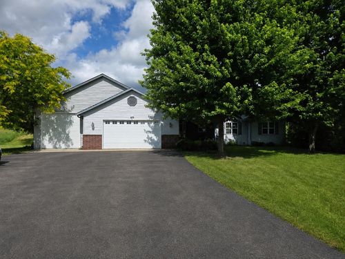 W7918 Payton Drive, Pacific, WI, 53954 | Card Image