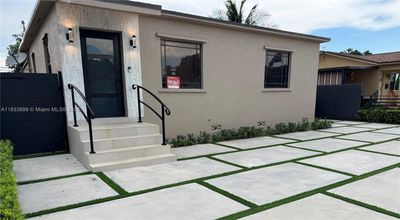 251 E 15th St, House other with 2 bedrooms, 1 bathrooms and null parking in Hialeah FL | Image 1