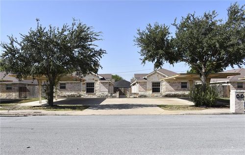 221 W Albatross Ave, Pharr, TX, 78577-8617 | Card Image