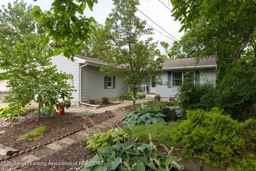 5922 S Edson Street, Haslett, MI, 48840 | Card Image