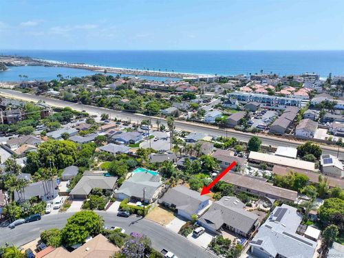 3945 Hibiscus Circle, Carlsbad, CA, 92008 | Card Image