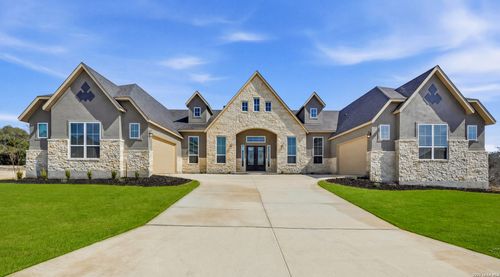 557 Poe Pkwy, Castroville, TX, 78009-2371 | Card Image