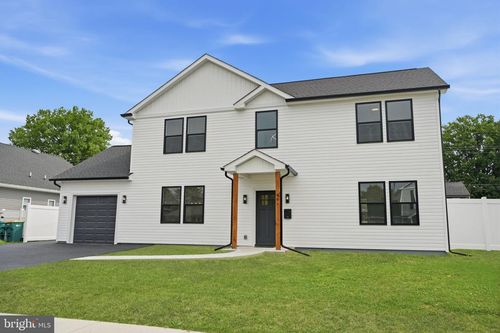 23 Teaberry Ln, LEVITTOWN, PA, 19054-2207 | Card Image