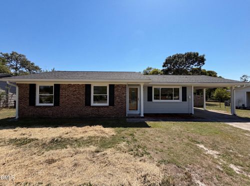 5921 Richfield Ave, Hope Mills, NC, 28348-2837 | Card Image