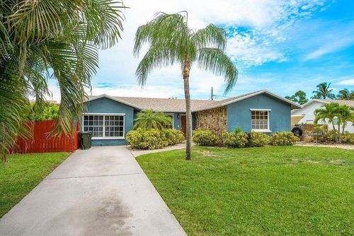 803 Mallard Dr, Delray Beach, FL, 33444-2028 | Card Image