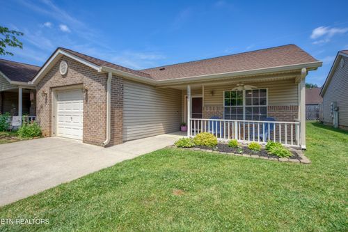 10013 Gate Post Way, Knoxville, TN, 37931-4644 | Card Image