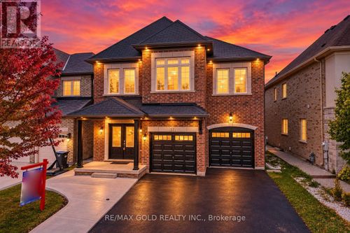 17 Lola Crescent, Brampton (Northwest Brampton), ON, L7A4J7 | Card Image