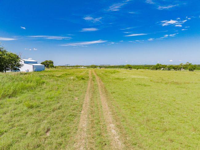 View of yard featuring a rural view | Image 14