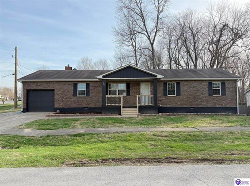 101 Amanda Ct, Radcliff, KY, 40160-9201 | Card Image