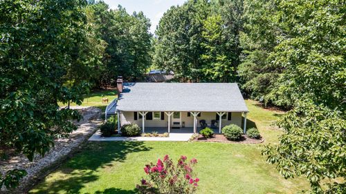 3105 Horseshoe Rd, Appomattox, VA, 24522-8252 | Card Image