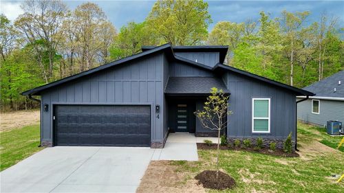 4 Shetland Cir, Bella Vista, AR, 72715-3803 | Card Image