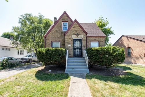 516 S Victory St, Waukegan, IL, 60085-6358 | Card Image