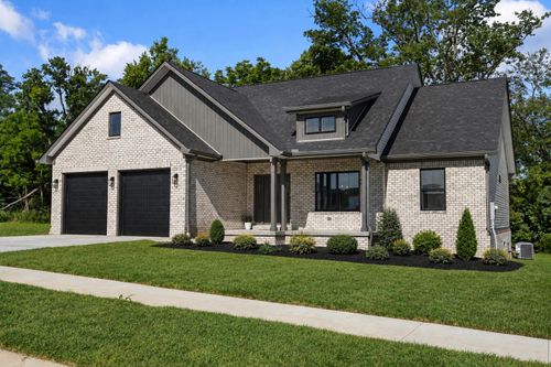 232 Max Cavnes Rd, Danville, KY, 40422-8736 | Card Image