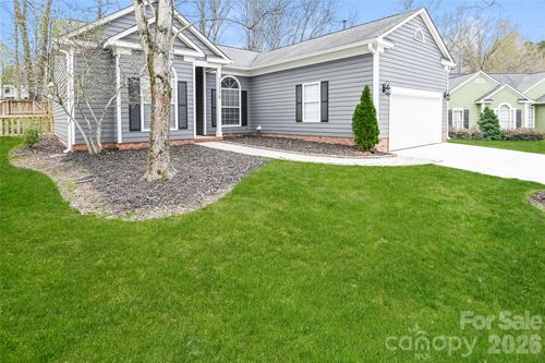 11358 Clayford Rdg, Charlotte, NC, 28215-6084 | Card Image