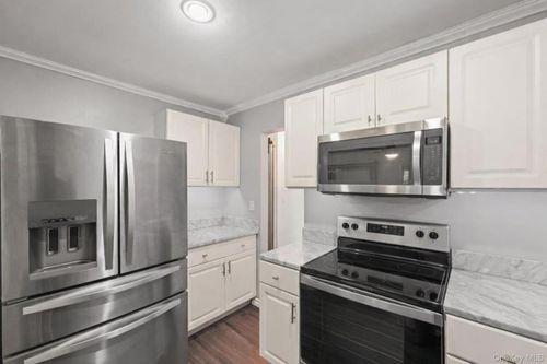 a-16 Carnaby St, Wappingers Falls, NY, 12590-5116 | Card Image