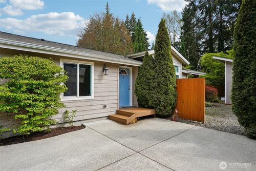 3308 206th Place Se, Bothell, WA, 98012 | Card Image