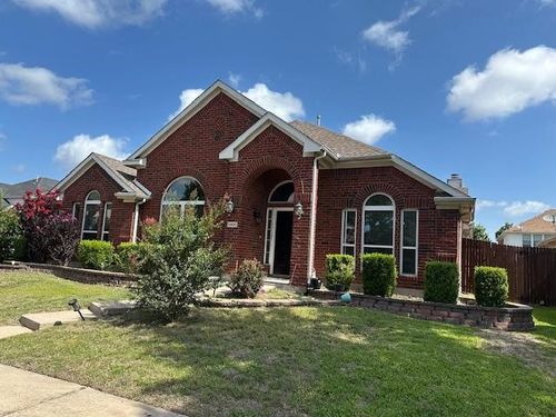 5400 Rockwood Dr, The Colony, TX, 75056-7304 | Card Image