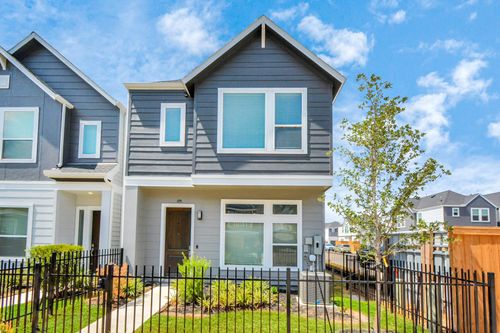 753 Strawberry Pines Ct, Houston, TX, 77009-2562 | Card Image