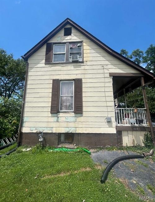 3015 Endicott Avenue, St Louis, MO, 63114 | Card Image