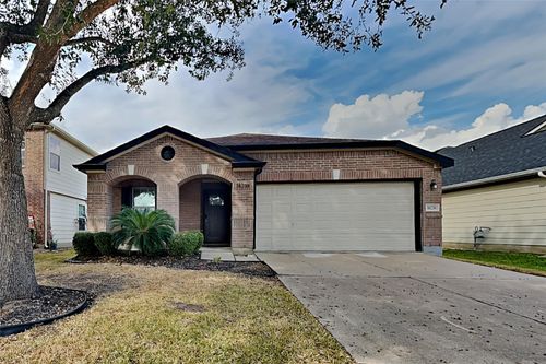 18238 Fair Grange Ln, Cypress, TX, 77433-6558 | Card Image