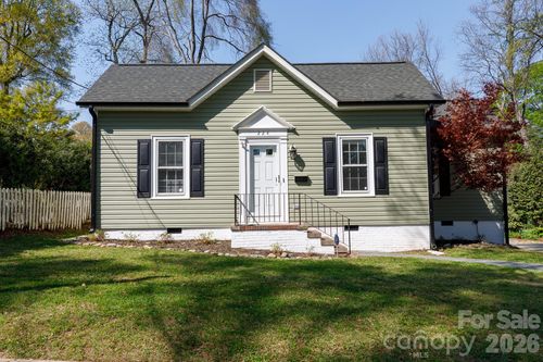 224 W 4th Ave, Gastonia, NC, 28052-4008 | Card Image
