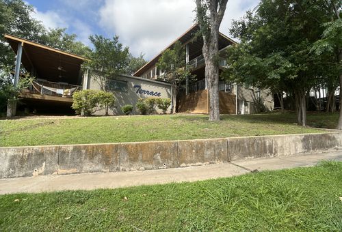 apt-6-1212 Castle Hill St, Austin, TX, 78703-4149 | Card Image