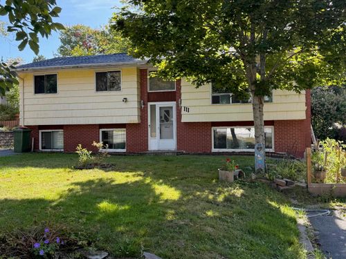 111 Skyridge Ave, Lower Sackville, NS, B4C1R5 | Card Image