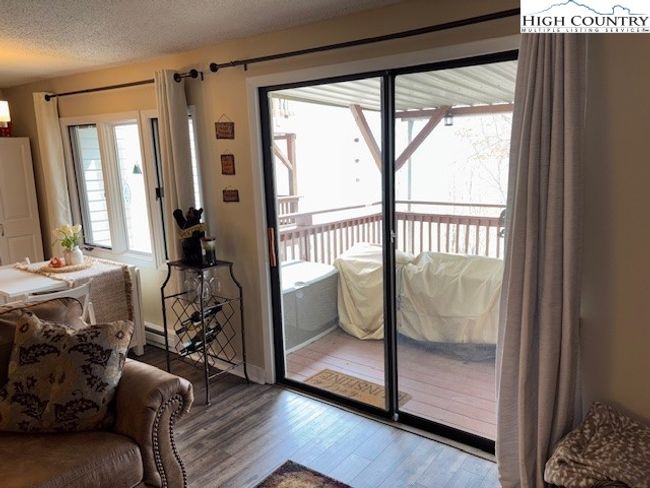 13B - 142 Top Of Seven Dr, Condo with 1 bedrooms, 1 bathrooms and null parking in Seven Devils NC | Image 8