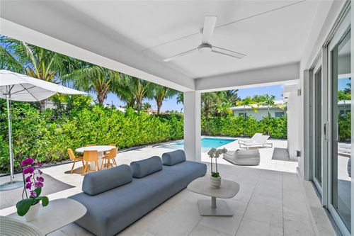 9033 Emerson Ave, Surfside, FL, 33154-3213 | Card Image