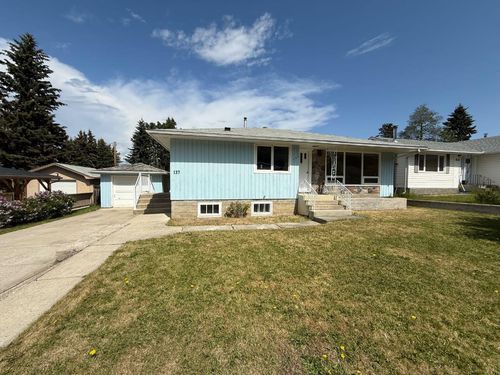 137 Sunwapta Dr, Hinton, AB, T7V1G2 | Card Image