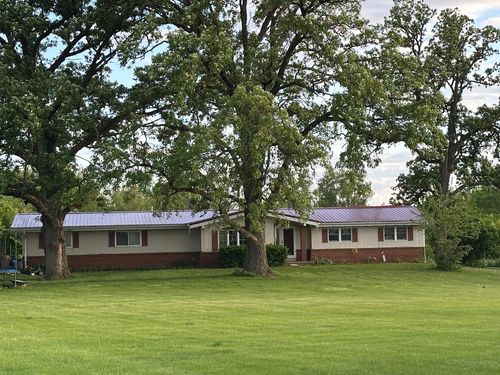 9669 Garden Plain Rd, Morrison, IL, 61270-9632 | Card Image